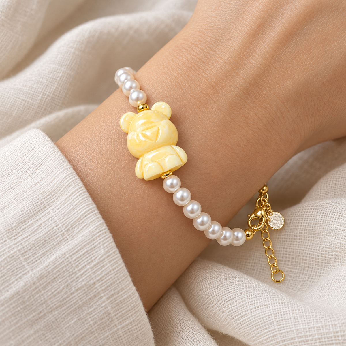 Baltic Amber Teddy Bear Pearl Bracelet – Creamy White